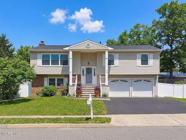 15 Bristlecone Drive, Howell